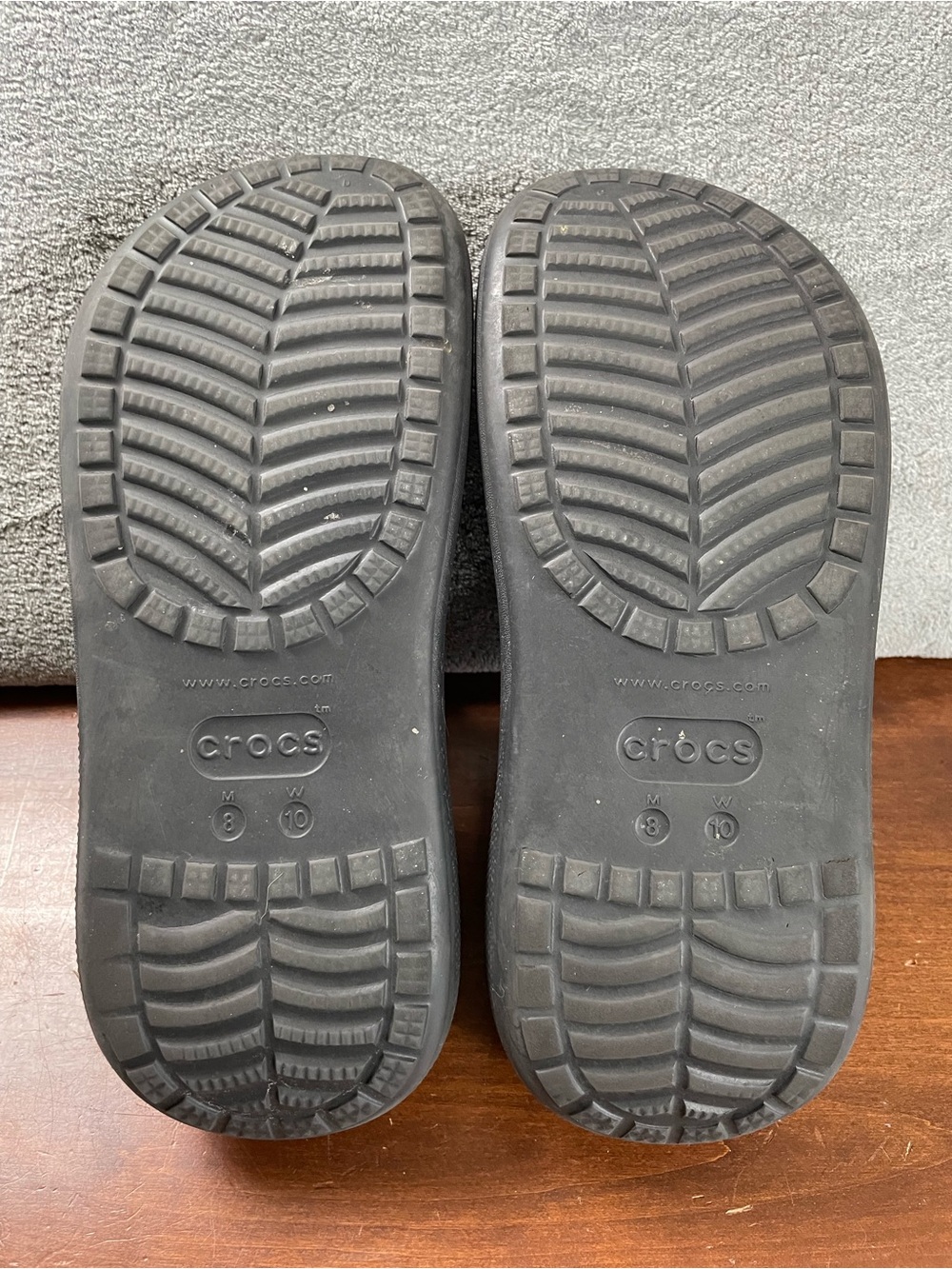 Crocs Classic Extra Thick Soled Clog Shoes Unisex Sandals Black Men 8 Women 10 - Picture 9 of 13